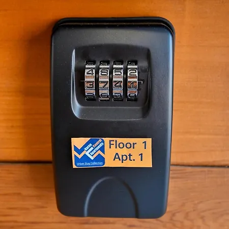 Lejlighed With Free Parking Varna