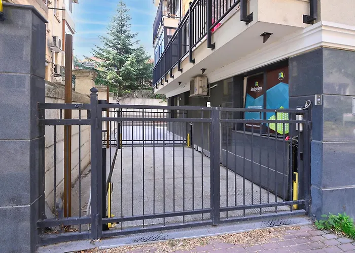 With Free Parking Apartment Varna